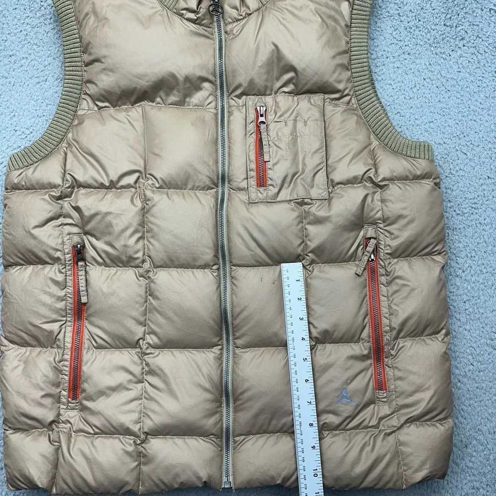 Nike Air Jordan 436554-235 Mens Large Tan Quilted Full-Zip 550 Down Puffer‎ Vest